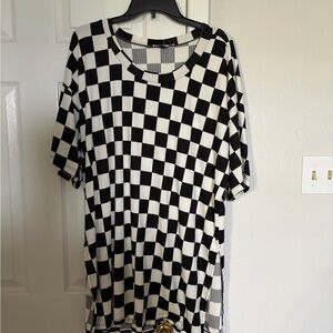 Black and White Checkered Set